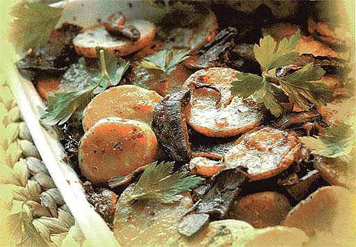 Картофель, запеченный в духовке с грибами фотография